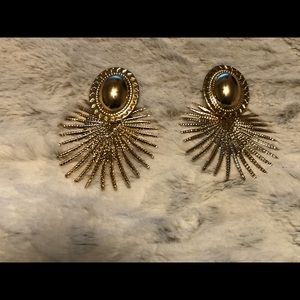 Gold earrings